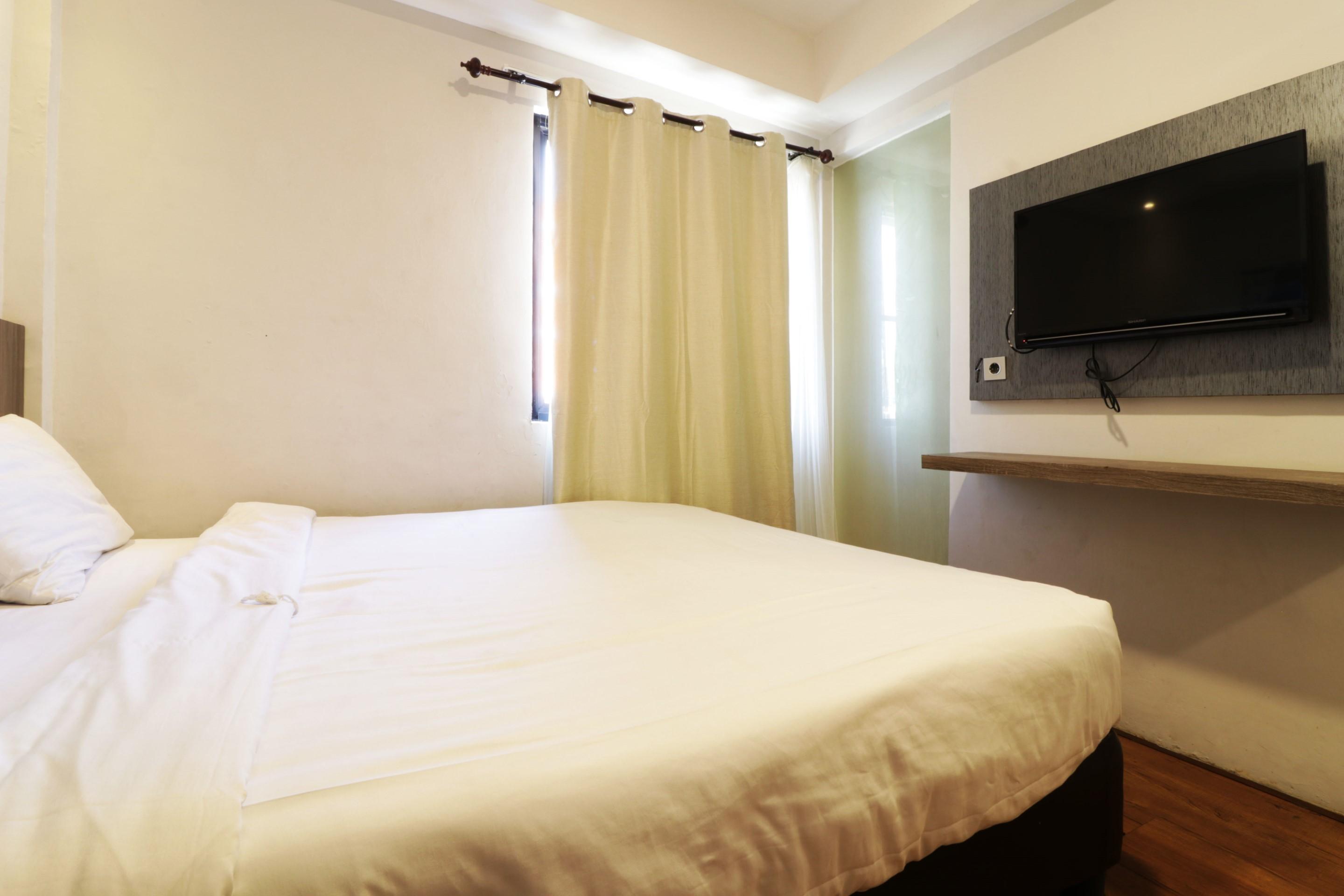 Hotel Sanrina Makassar Bagian luar foto